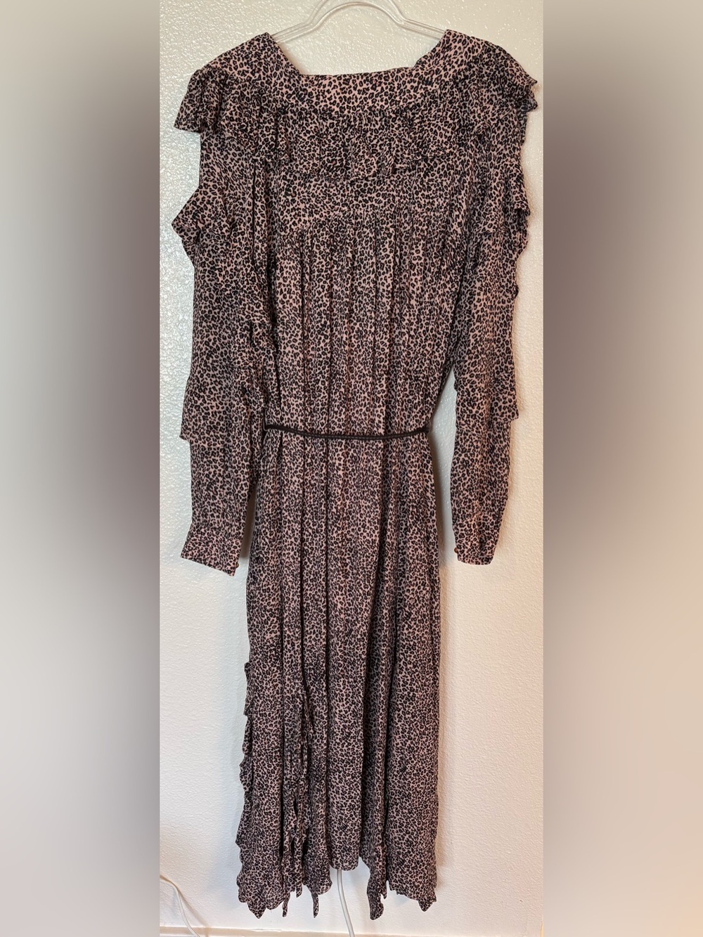 FARM RIO Baby Leopard Pink Long Sleeve Angled Frill Maxi Dress - Picture 4 of 9